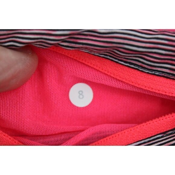 Lululemon Run Shorty Shorts Size 8 Womens - Picture 9 of 9